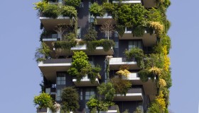 探索人工智能技术的应用与发展路径 探索人工智能技术的应用与发展路径