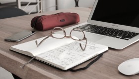 “AI写作助手:探索创作新可能” “AI写作助手:探索创作新可能”