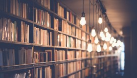 通义千问:AI智能写作赋予文学创作新生命 通义千问:AI智能写作赋予文学创作新生命