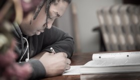 AI写作宝助您高效创作,畅享文章创作之旅 AI写作宝助您高效创作,畅享文章创作之旅