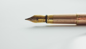 AI智能写作:创新文学创作与智能助手 AI智能写作:创新文学创作与智能助手