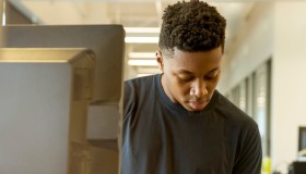 AI智能写作助手:文案创作的革命性利器 AI智能写作助手:文案创作的革命性利器