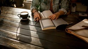 AI智能写作：助力创作 提升效率