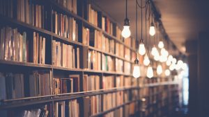 通义千问：AI智能写作赋予文学创作新生命