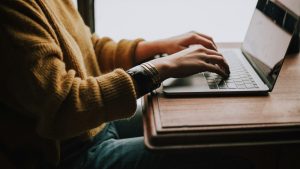 文心一言：AI智能写作助手助您轻松撰写完美文章