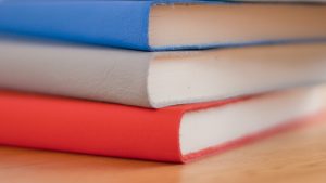 AI智能写作助手：创新文心一言，引领讯飞星火