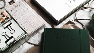 AI智能写作助手：高效提升写作质量