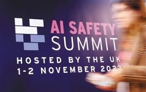 Sora视频生成模型：创新突破与潜在风险解析