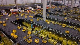 浙江德清的小黄机器人如何应对双十一挑战？