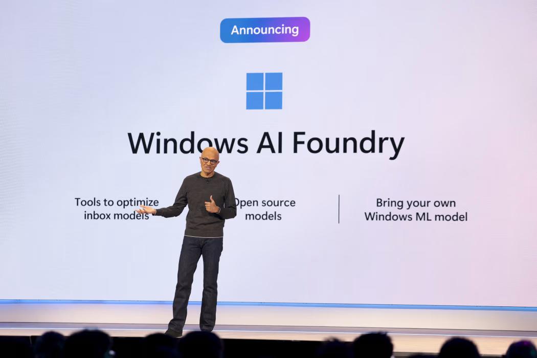 OpenAI 获美防部 2 亿美元合同,AI 战火一触即发,微软面临挑战! OpenAI 获美防部 2 亿美元合同,AI 战火一触即发,微软面临挑战!