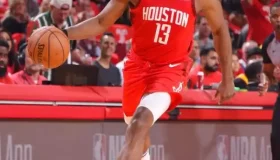 火箭连续三年闯入西部半决赛，哈登26分助力4-1淘汰爵士，关键抢断如同致命一击！